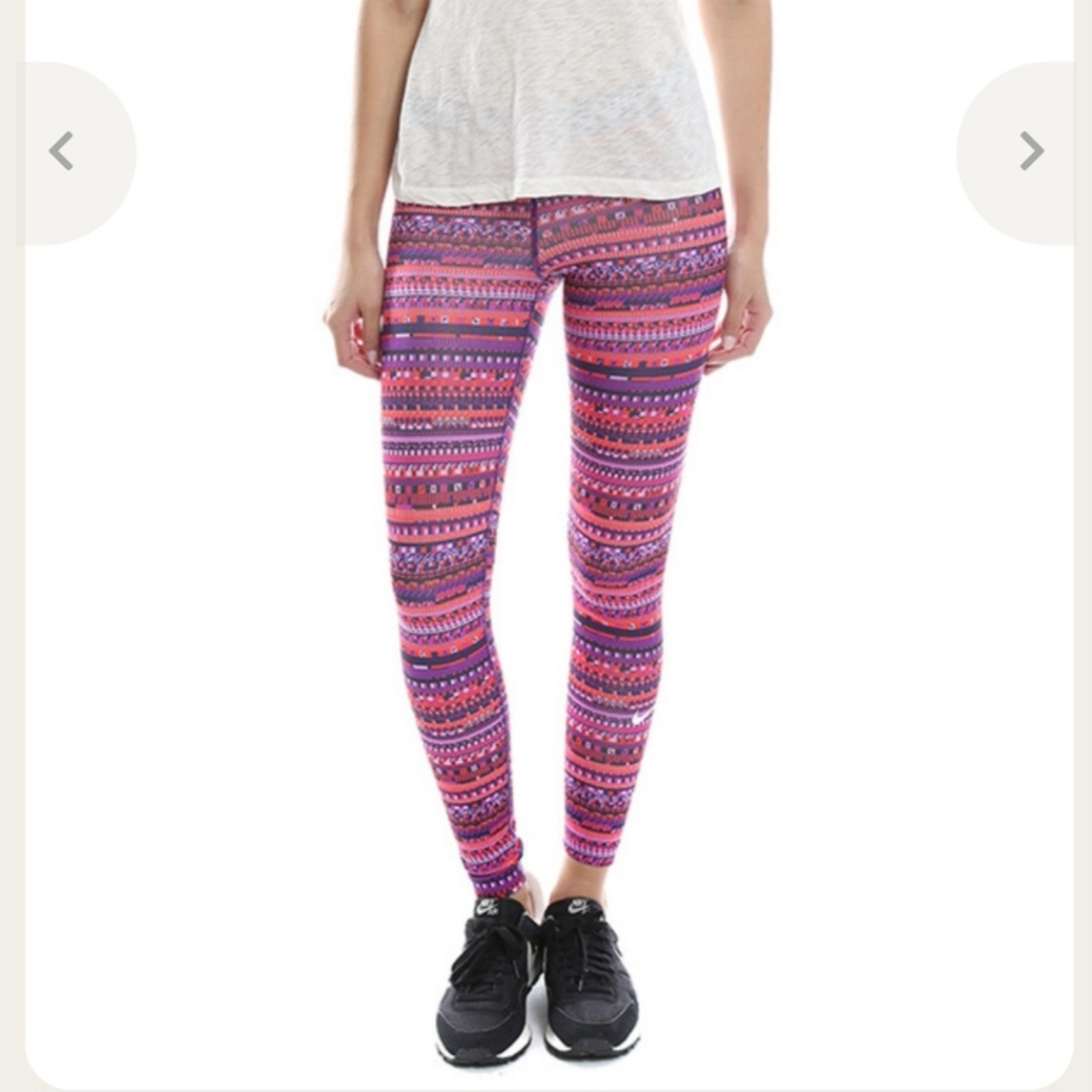 Nike Pro Dri-Fit Pink Multicolor Geometric Patterned Leggings Size M
